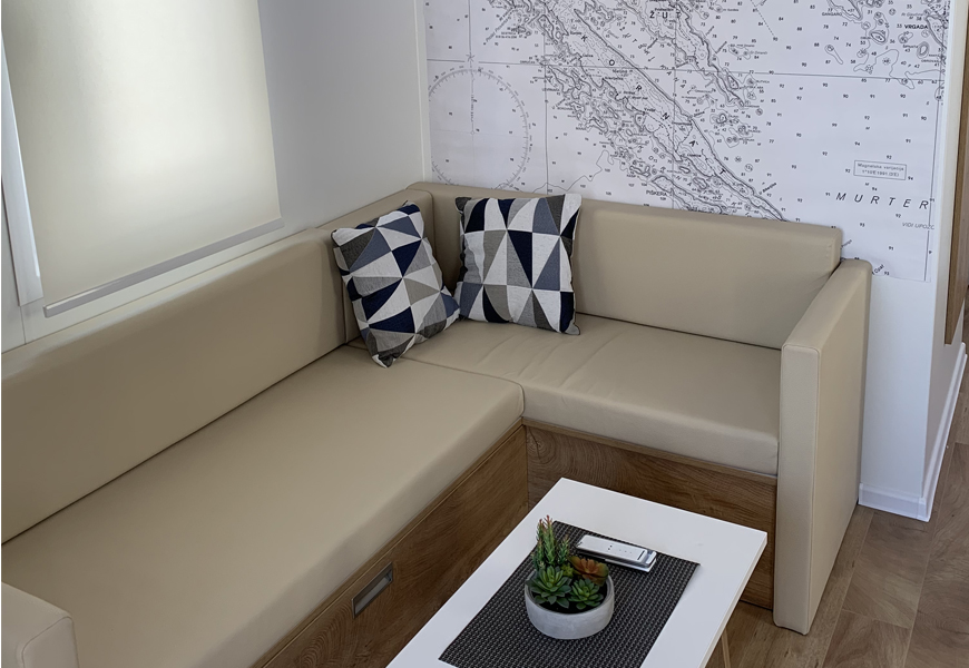 images/MM/living-room-1.jpg