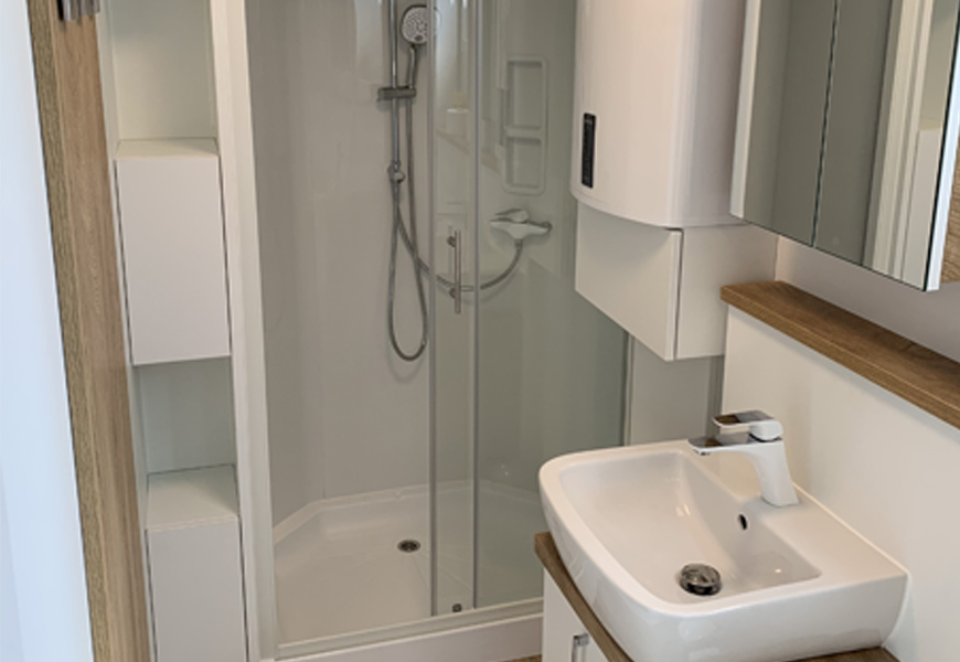 images/MM/bath-room-1.jpg